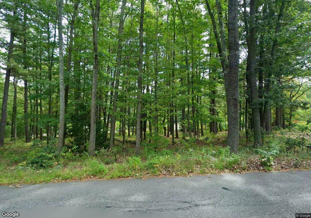 549 Fisher Rd, Fitchburg, MA 01420 - photo 1