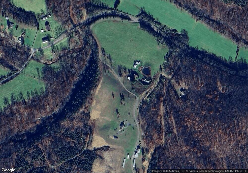 305 Rons Ridge Loundon Mountain Dr, Points, WV 25437 - photo 1