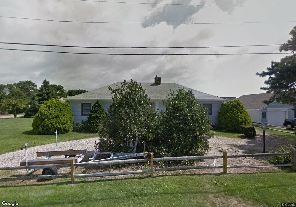 2 Captain Keavy Way, West Dennis, MA 02670 - photo 1