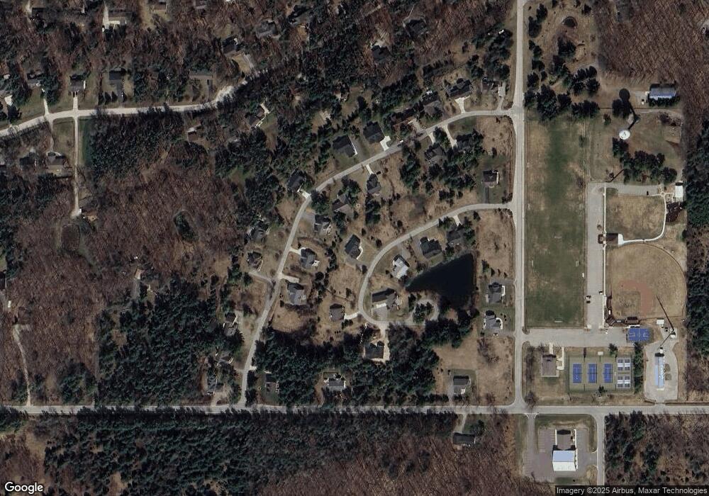 12591 Weislik Ct, Charlevoix, MI 49720 - photo 1