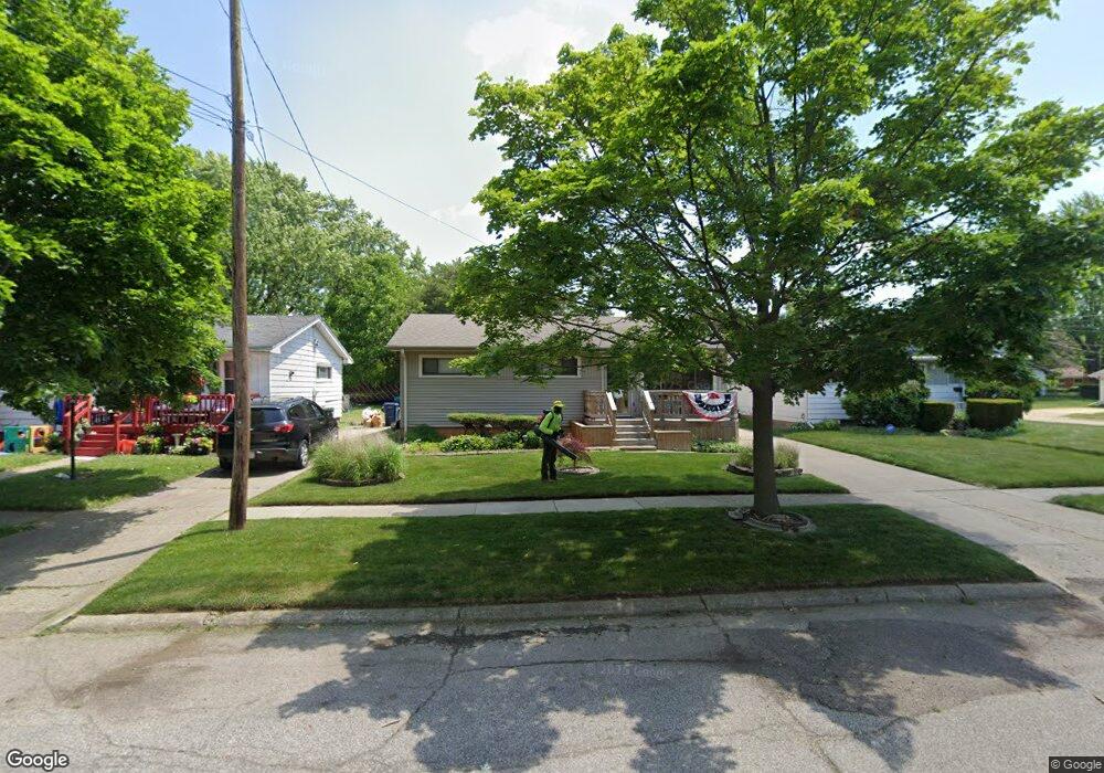 1933 Chelan St, Flint, MI 48503 - photo 1