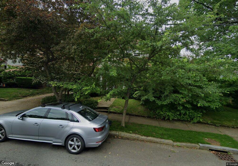 32 Edgehill Rd, Providence, RI 02906 - photo 1