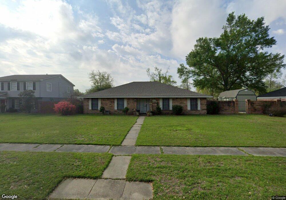 2334 22nd St, Lake Charles, LA 70601 - photo 1