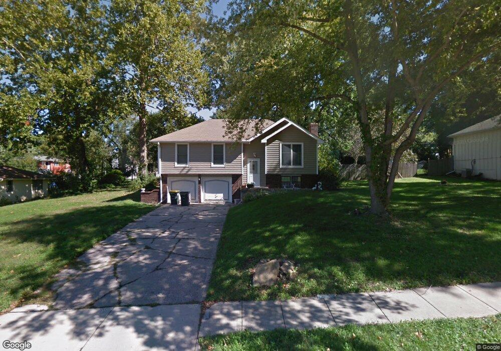 6001 Hauser Dr, Shawnee, KS 66216 - photo 1