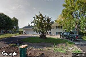 606 2nd St, Thompson, ND 58278