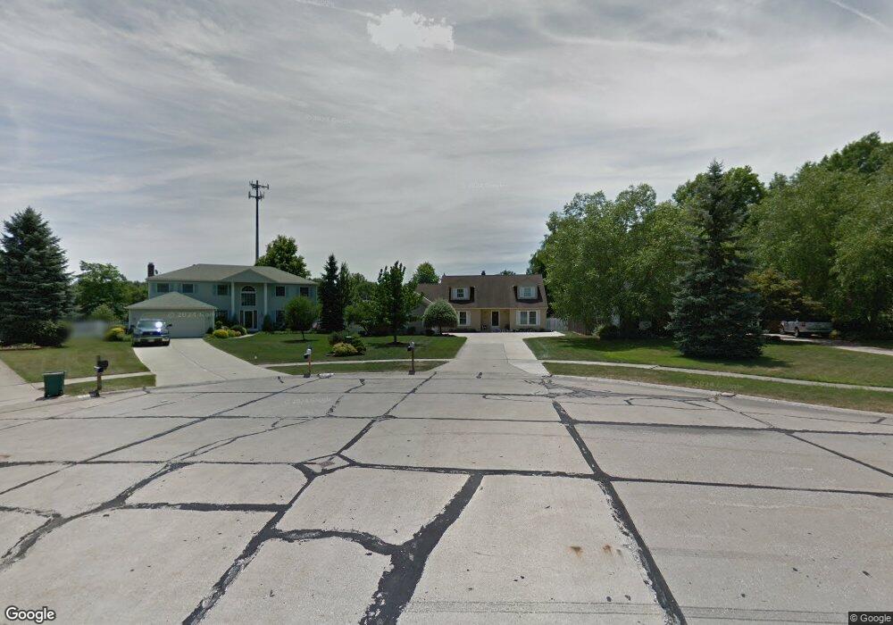 26907 Heatherwood Cr, Olmsted Falls, OH - photo 1