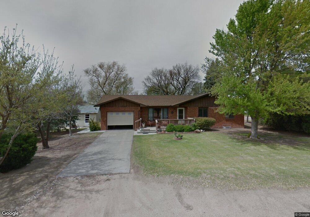 401 S 2nd St, Cimarron, KS 67835 - photo 1