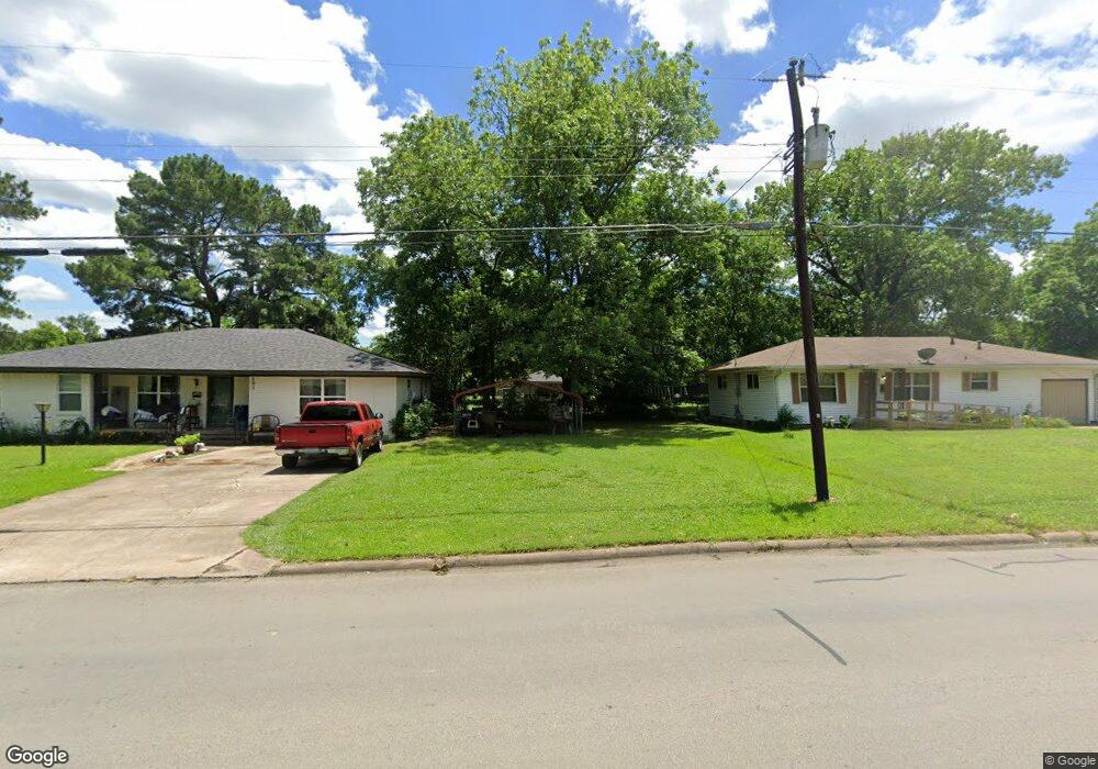 103 W Russell Ave, Bonham, TX 75418 - photo 1