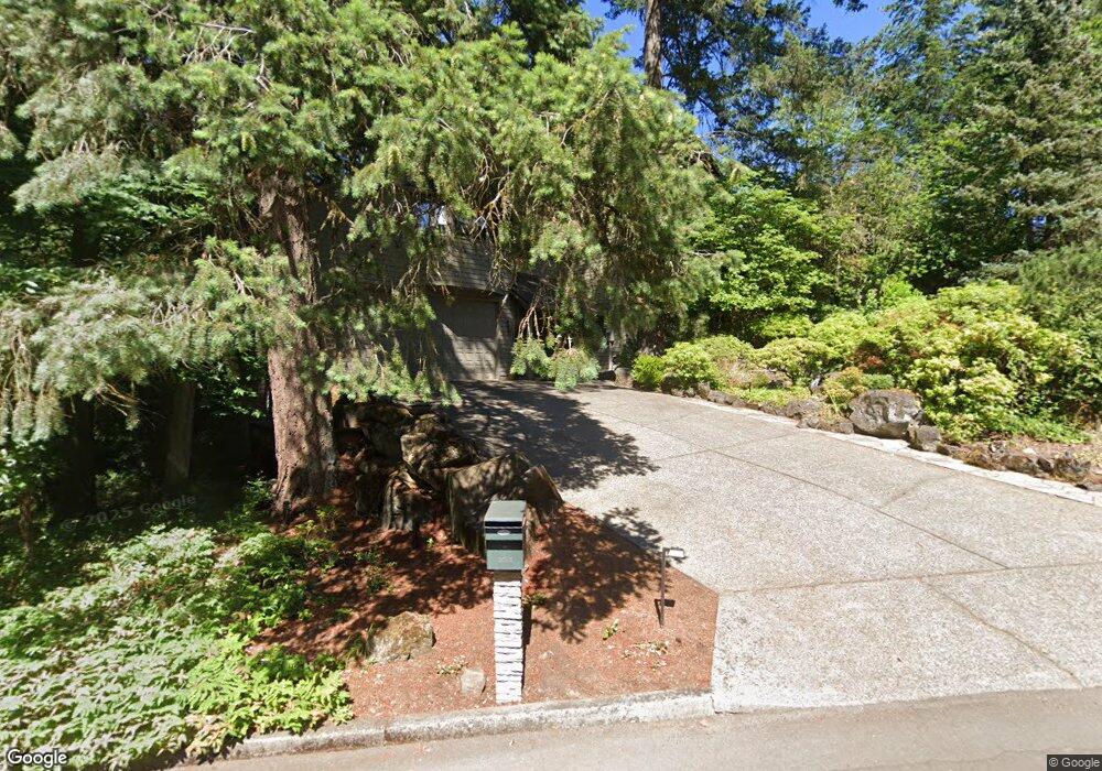 2025 Ridgewood Ln, Lake Oswego, OR 97034 - photo 1