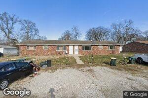 1087 South St, Carlyle, IL 62231