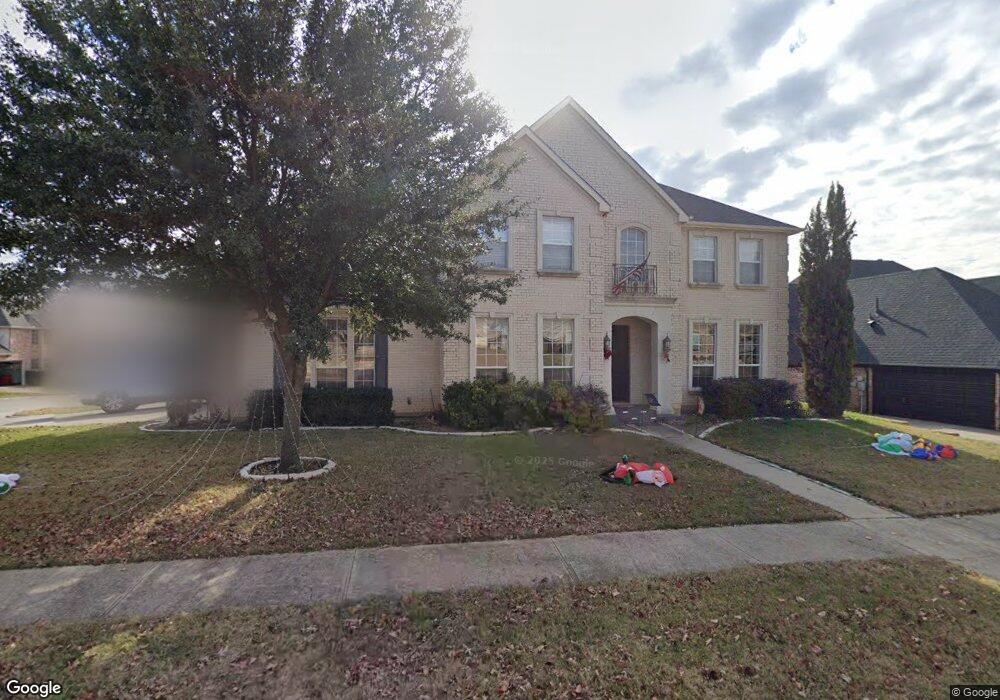 932 Crestview Dr, Bedford, TX 76021 - photo 1