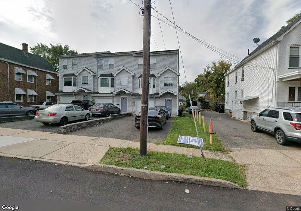 70 Duke St, New Brunswick, NJ 08901 - photo 1