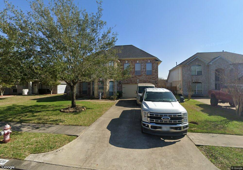 1526 Allison St, Alvin, TX 77511 - photo 1