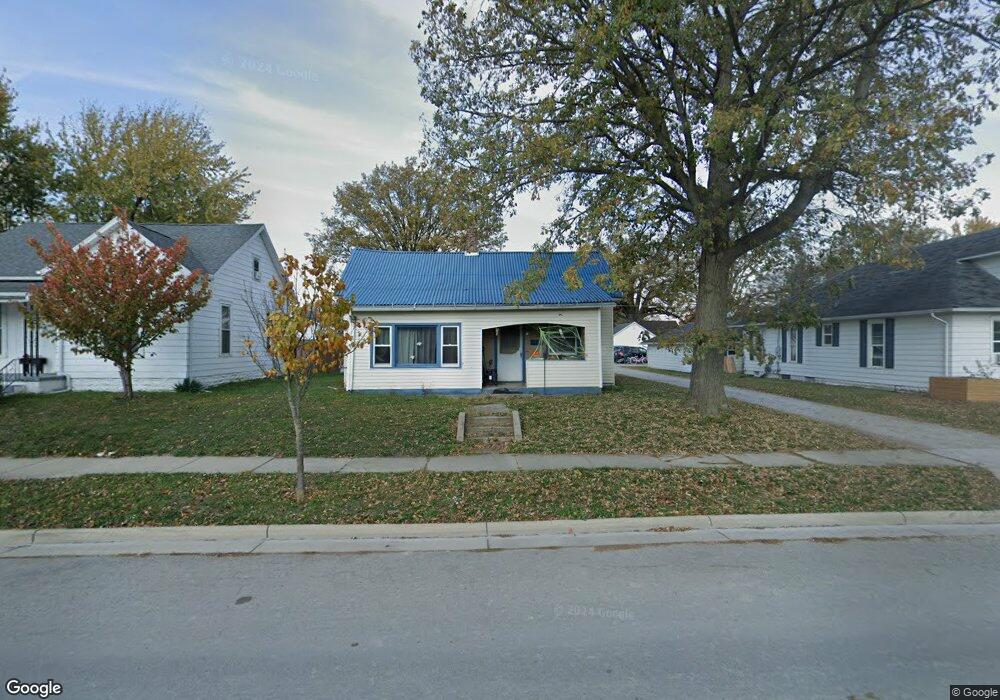 412 E Benton St, Wapakoneta, OH 45895 - photo 1