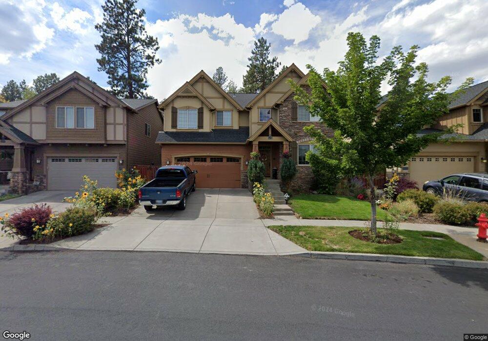 20478 Jacklight Ln, Bend, OR 97702 - photo 1