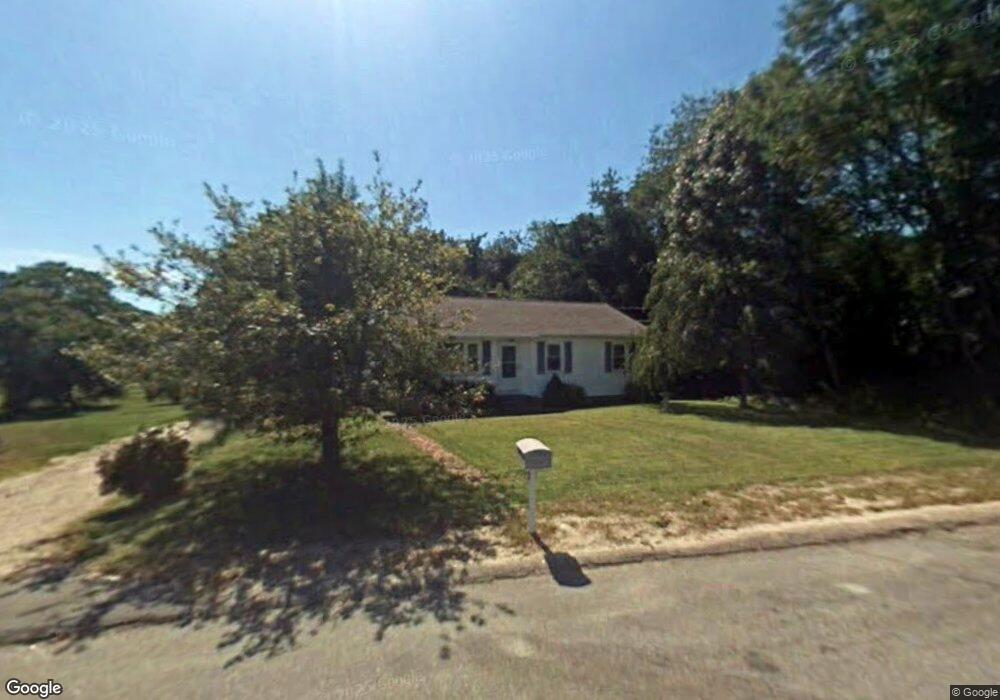 10 Pauline St, Pawcatuck, CT 06379 - photo 1