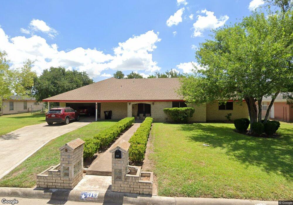 919 S Kansas Ave, Weslaco, TX 78596 - photo 1