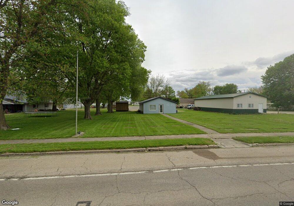 1208 N Kickapoo St, Lincoln, IL 62656 - photo 1