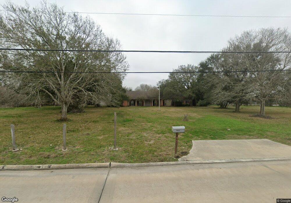 2301 S Johnson St, Alvin, TX 77511 - photo 1
