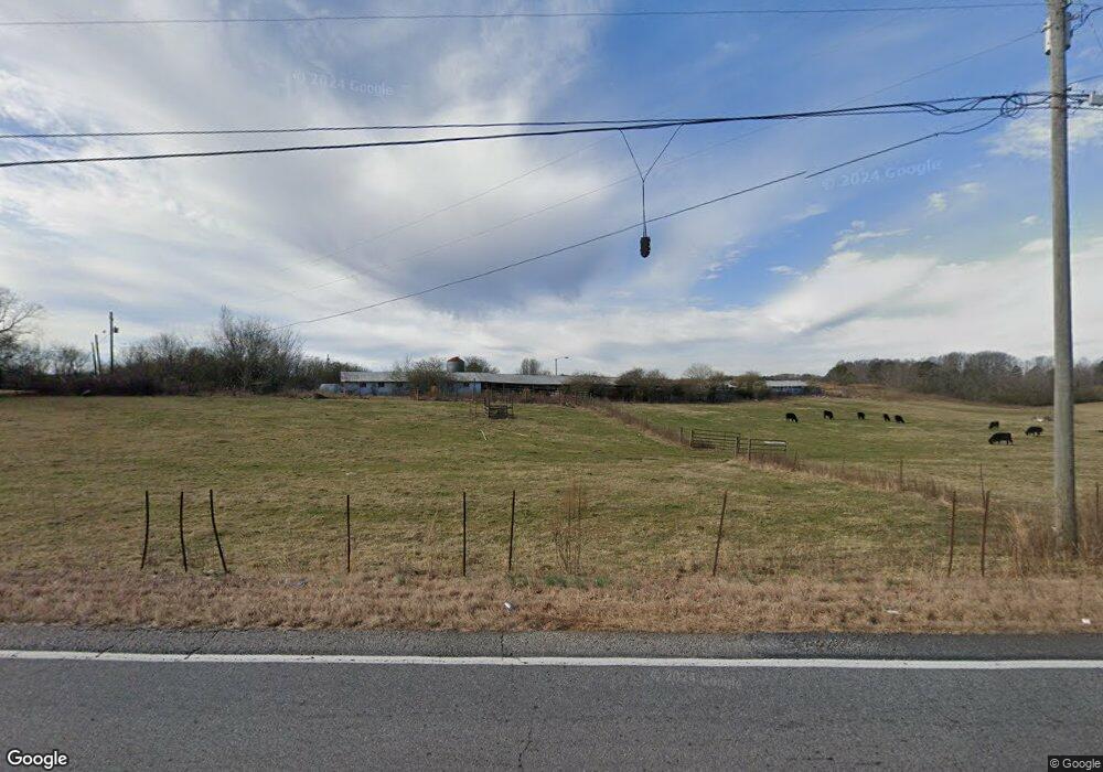 5251 Clarks Bridge Rd, Gainesville, GA 30506 - photo 1