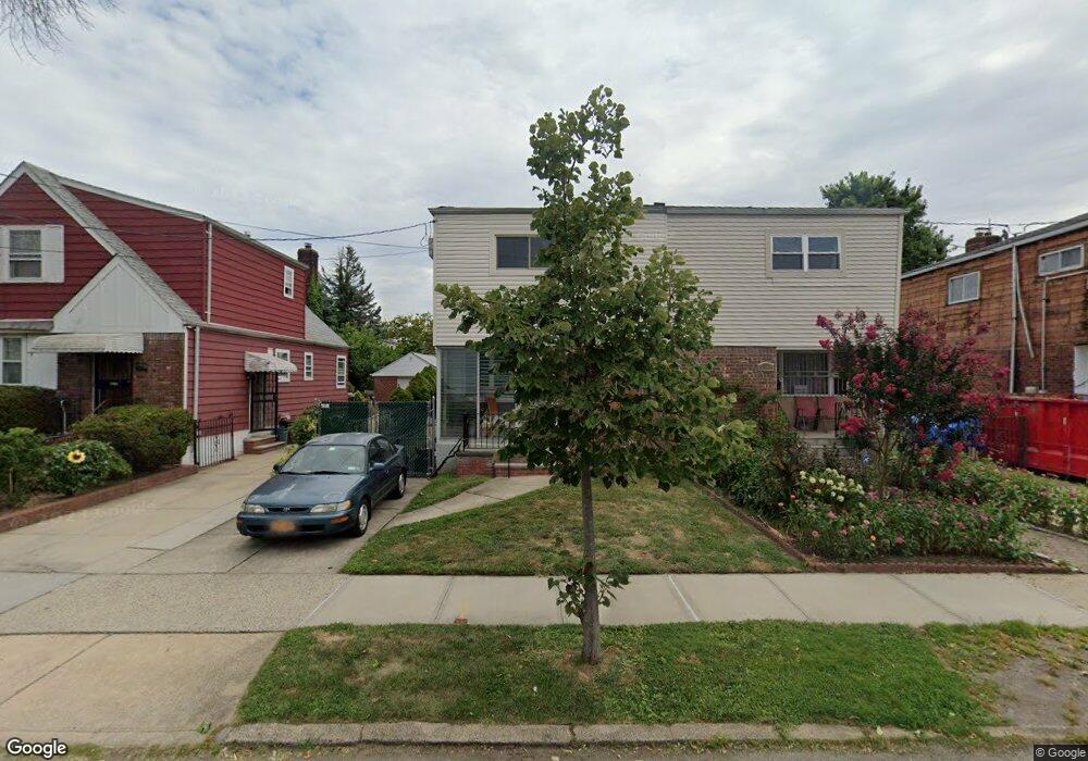 6319 137th St, Flushing, NY 11367 - photo 1