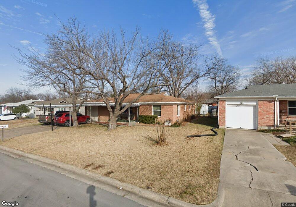 817 Ala Dr, Fort Worth, TX 76108 - photo 1