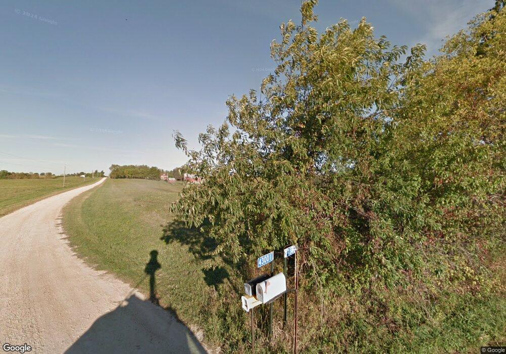 43001 Stoehr Dr, Dakota, MN 55925 - photo 1