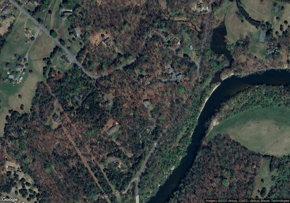 600 Peachcroft Ln, Earlysville, VA 22936 - photo 1