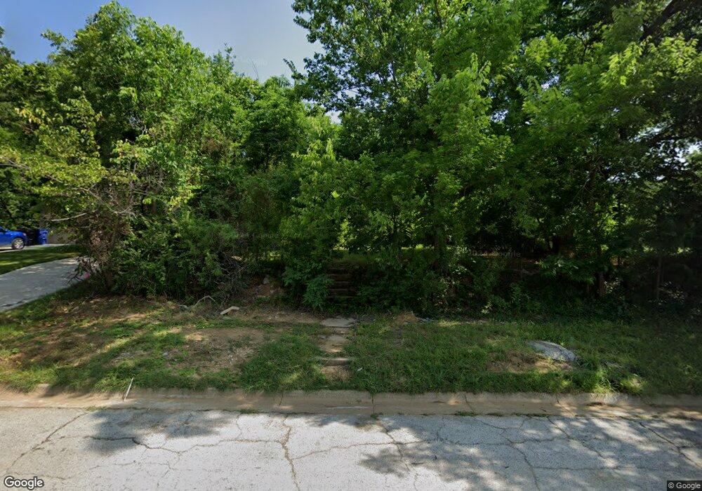 505 W Walker St, Denison, TX 75020 - photo 1