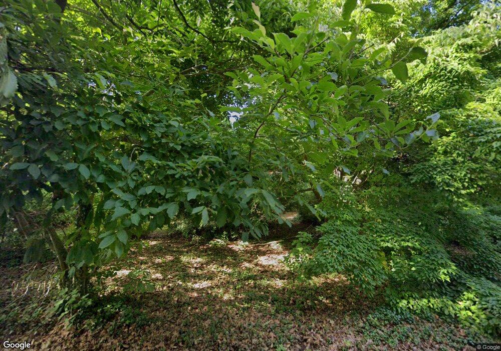 10 Yew St, Norwalk, CT 06850 - photo 1