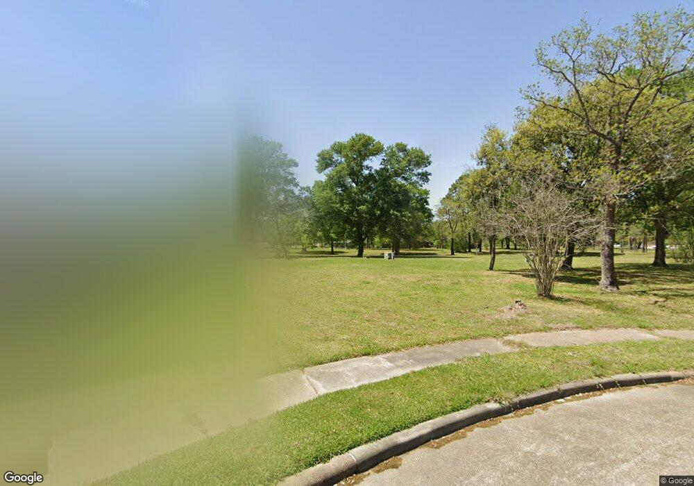 8110 Wood Grove Ct, Houston, TX 77040 - photo 1