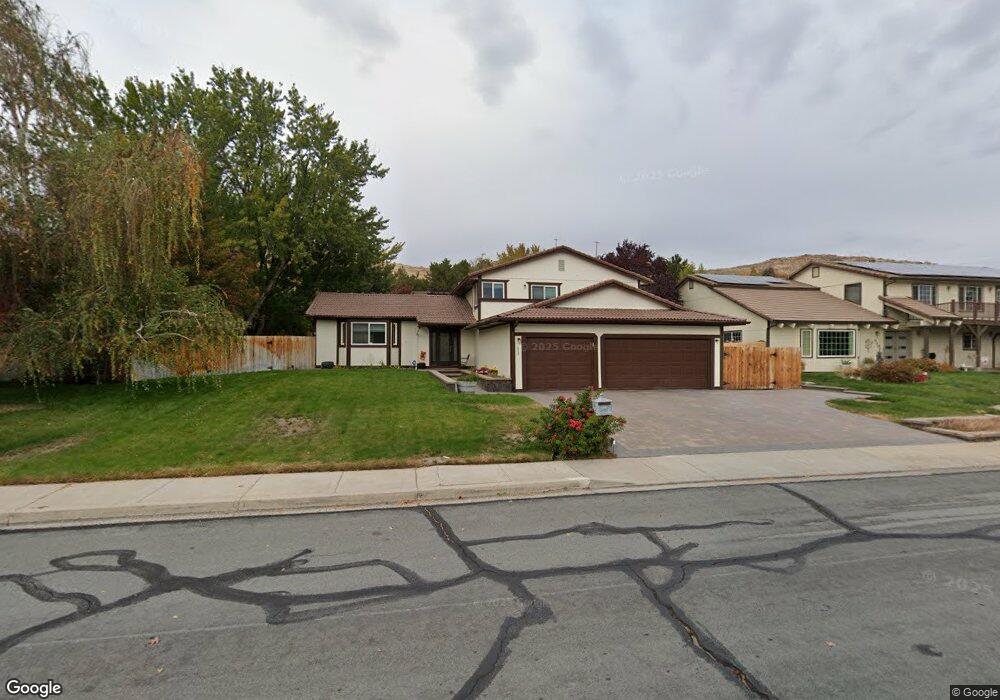 650 E Queen Way, Sparks, NV 89431 - photo 1