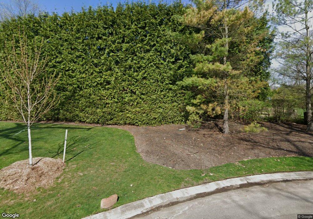 852 Canterbury Crescent, Bloomfield Hills, MI 48304 - photo 1