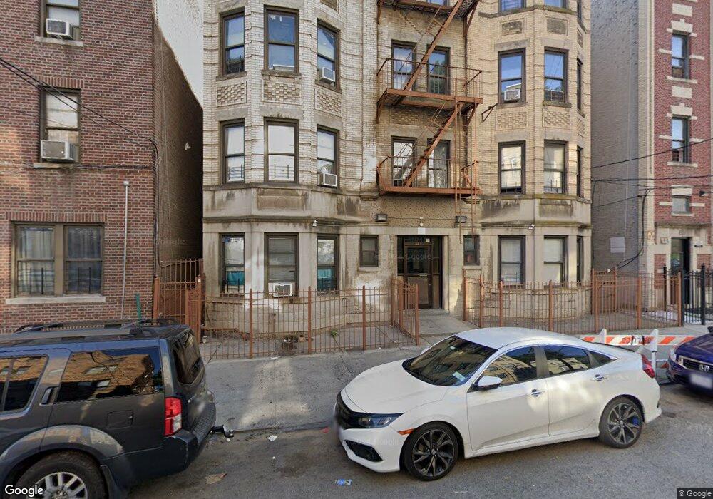 84 Saratoga Ave, Yonkers, NY 10705 - photo 1