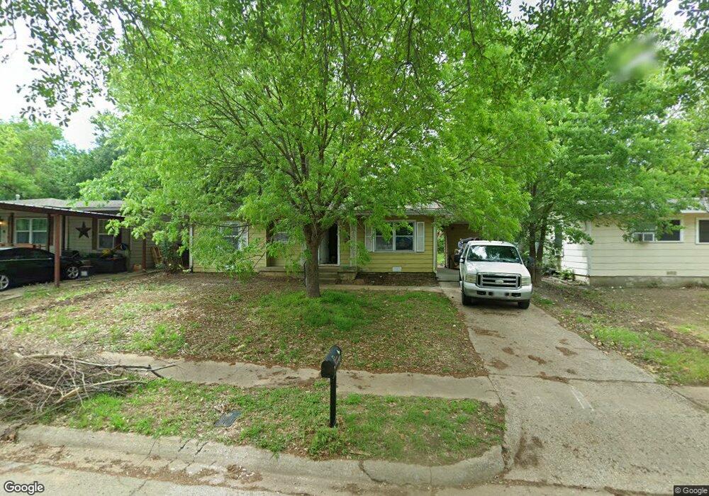 1816 Ridgewood Rd, Denison, TX 75020 - photo 1