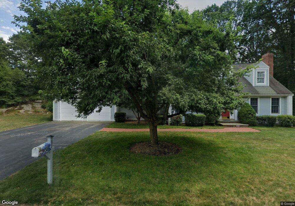 37 Aurora Dr, Cumberland, RI 02864 - photo 1