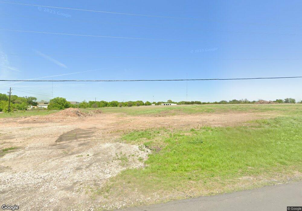 2305 E Graystone Rd, Sherman, TX 75090 - photo 1