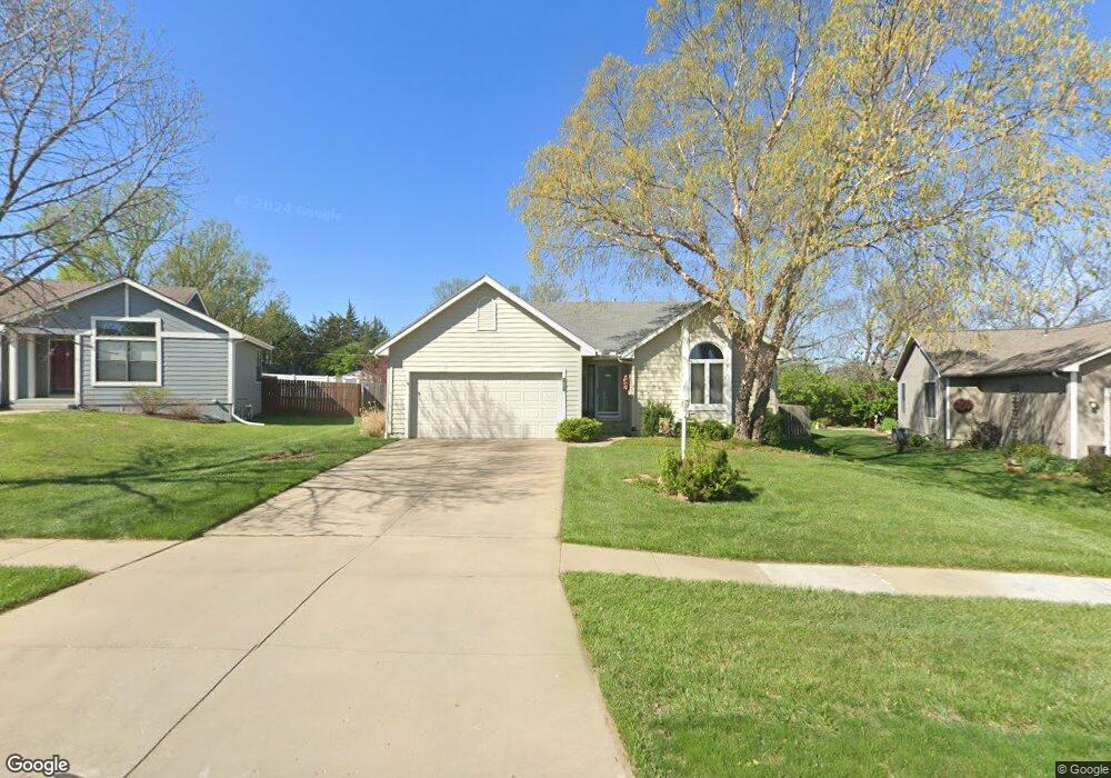 3605 SW Westport Dr, Topeka, KS 66614 - photo 1