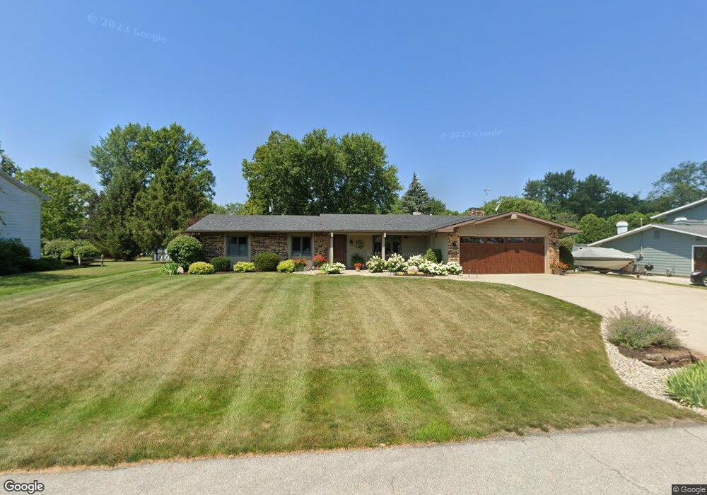 1208 Ridgewood Ln, Bluffton, IN 46714 - photo 1