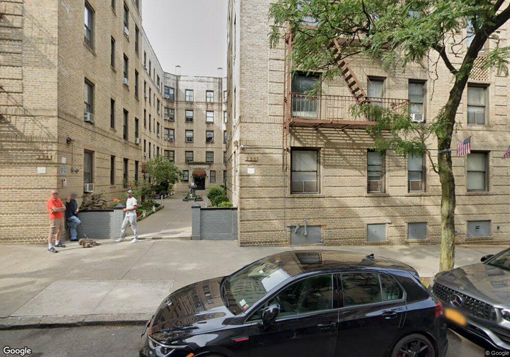 236 Naples Terrace unit 3-B, Bronx, NY 10463 - photo 1