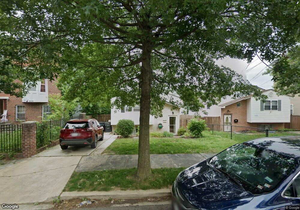 5201 Drake Place SE, Washington, DC 20019 - photo 1