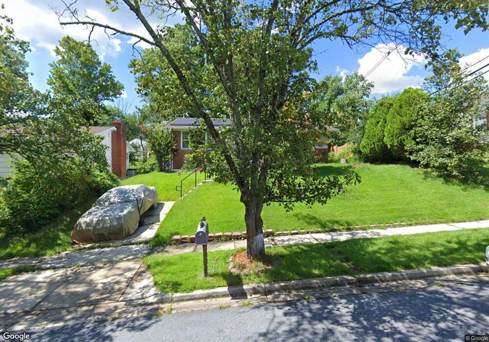 8608 Dunbrook Ln, Laurel, MD 20708 - photo 1