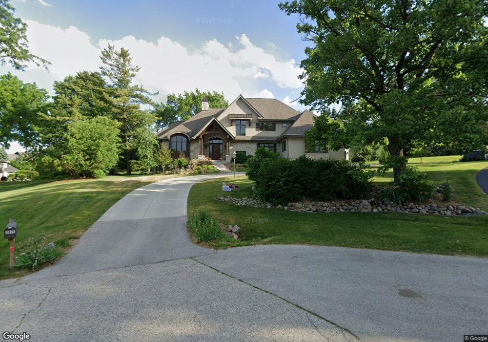 2075 Elm Tree Ct, Elm Grove, WI 53122 - photo 1