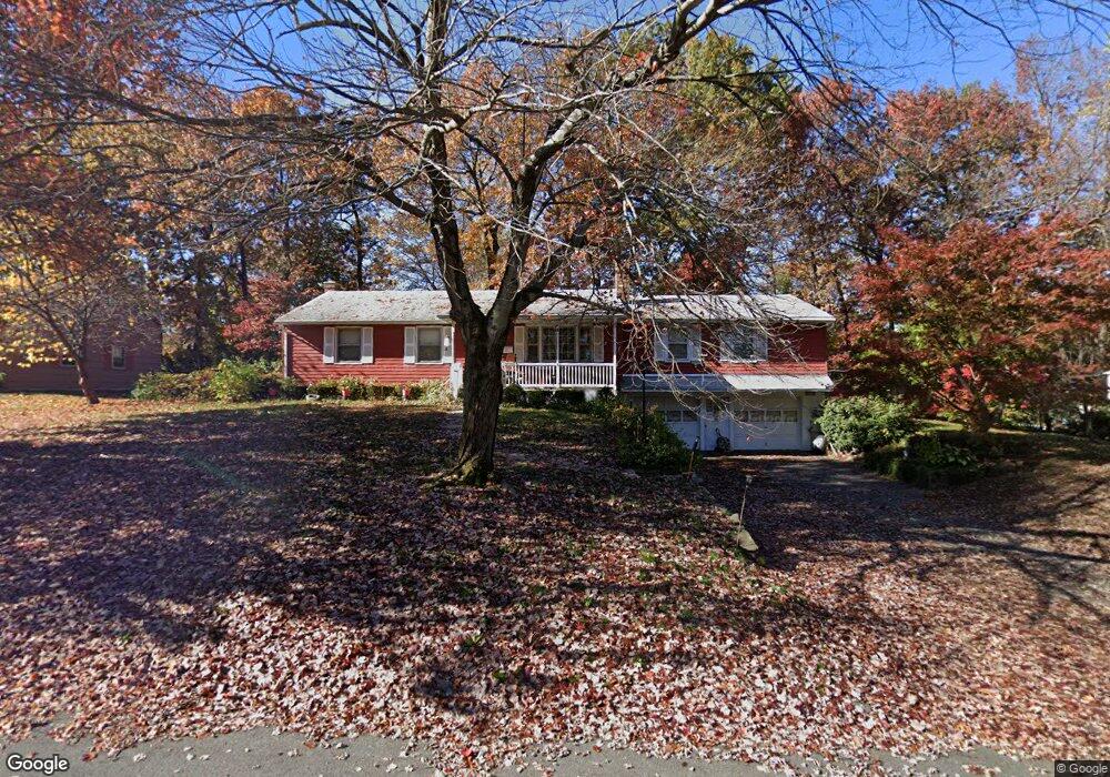 25 Gantley Rd, Windsor Locks, CT 06096 - photo 1