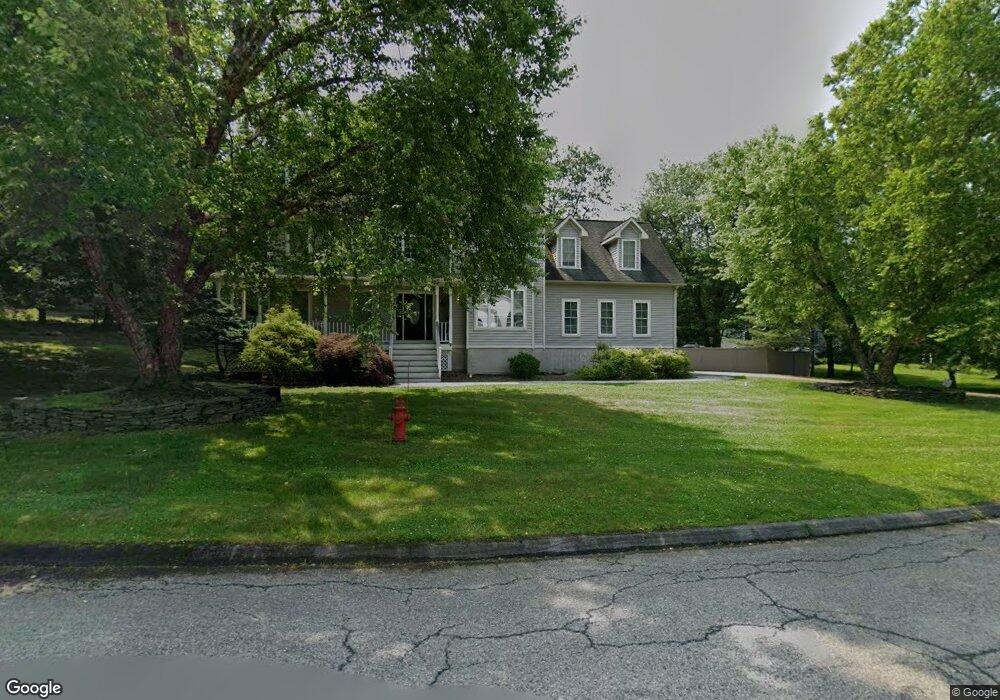 17 Trotter Ln, Poughkeepsie, NY 12603 - photo 1