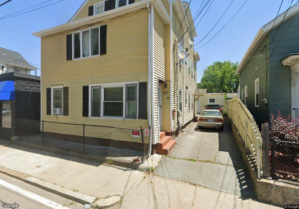 95 Lonsdale Ave, Pawtucket, RI 02860 - photo 1