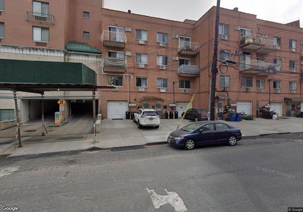 3333 Union St, Flushing, NY 11354 - photo 1