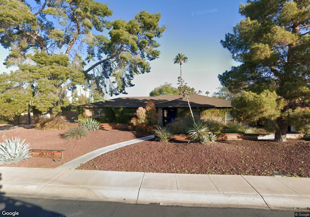 2078 E Manhatton Dr, Tempe, AZ 85282 - photo 1