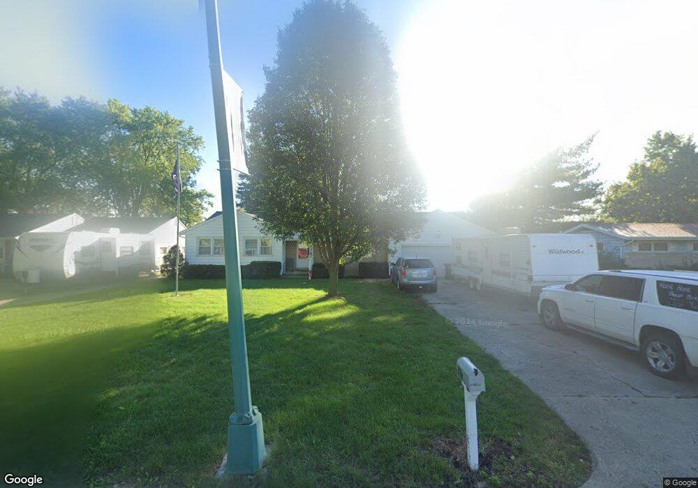 518 S Wagner Ave, Wapakoneta, OH 45895 - photo 1