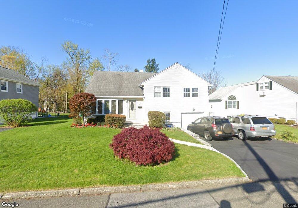 61 Davenport Rd, Yonkers, NY 10710 - photo 1